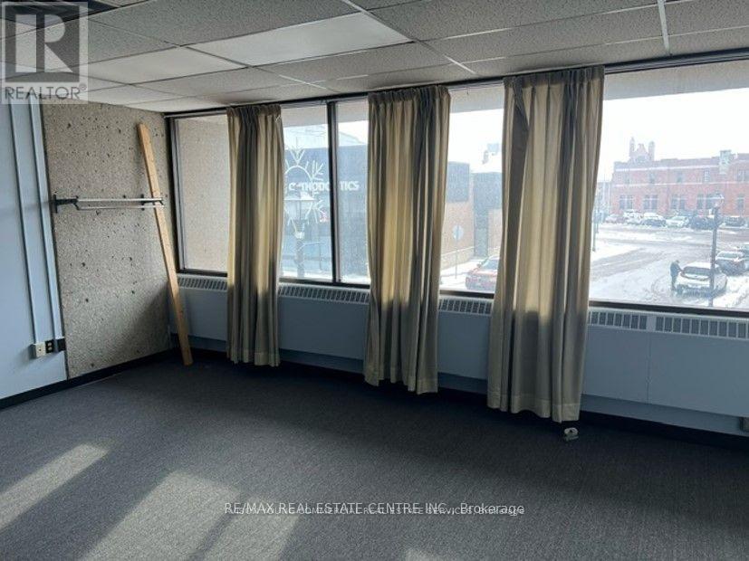 Upper - 76 Main Street, Cambridge, Ontario  N1R 1V7 - Photo 2 - X12598680