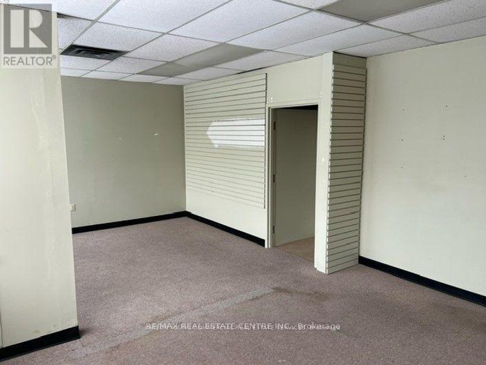 Upper - 76 Main Street, Cambridge, Ontario  N1R 1V7 - Photo 3 - X12598680