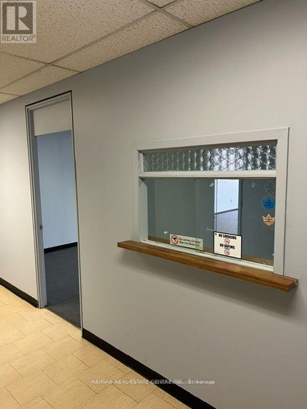 Upper - 76 Main Street, Cambridge, Ontario  N1R 1V7 - Photo 5 - X12598680