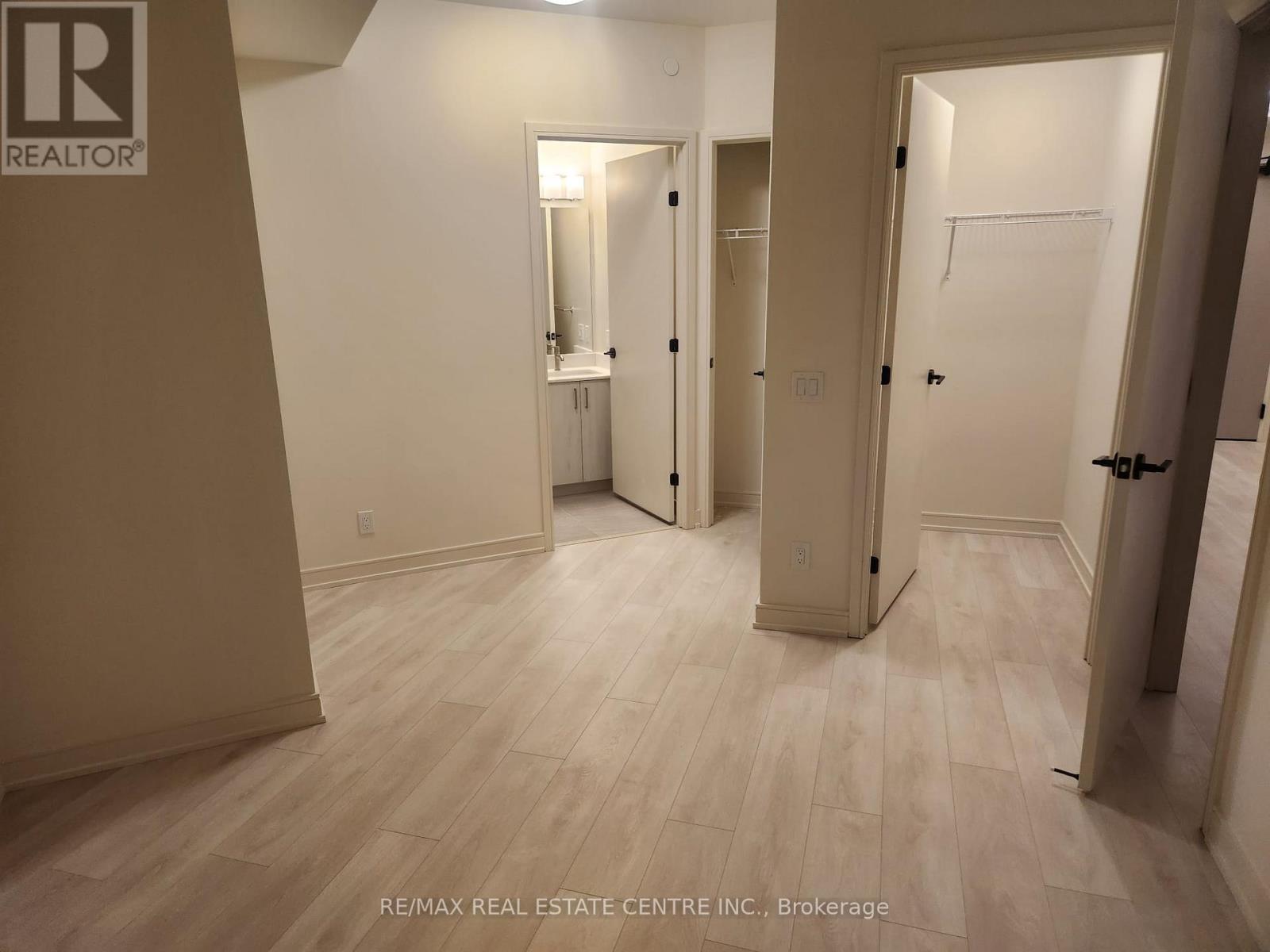 211b - 8010 Derry Road, Milton, Ontario  L9T 9N3 - Photo 9 - W12595166