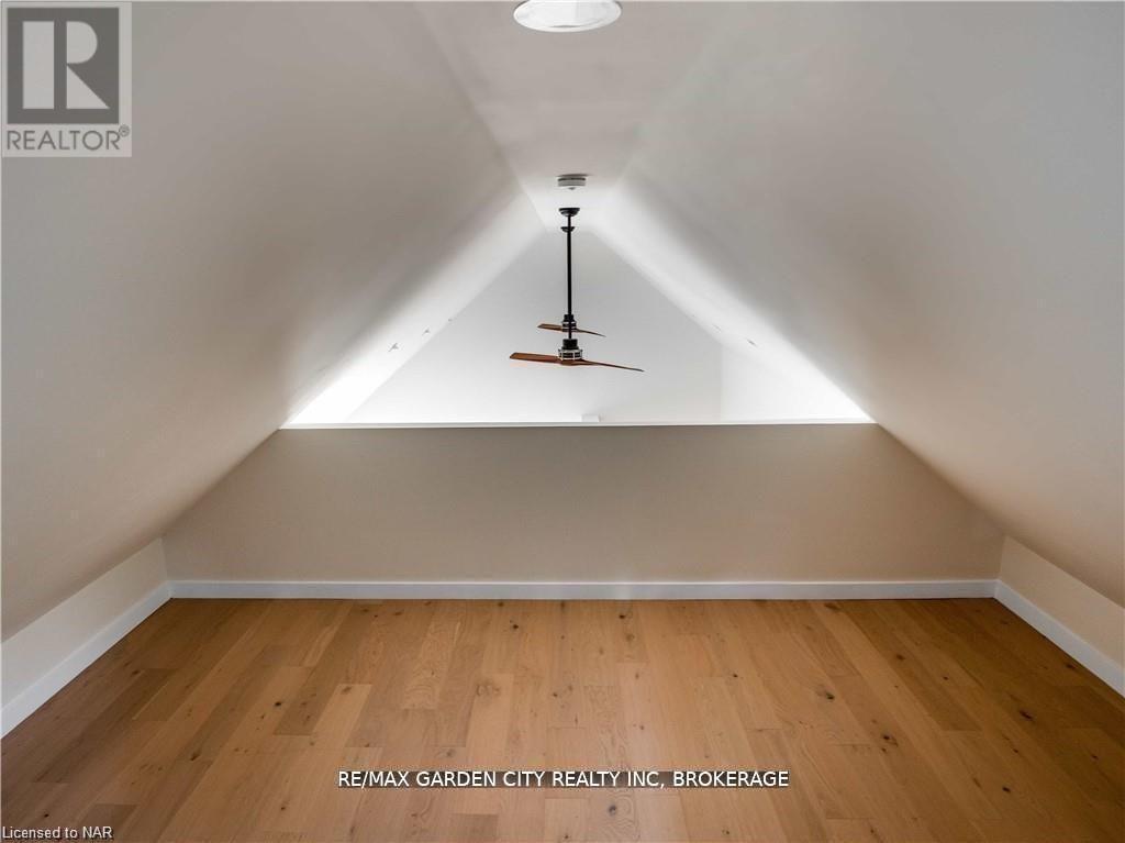 98 Pleasant Avenue, St. Catharines, Ontario  L2R 1Y1 - Photo 14 - X12598846