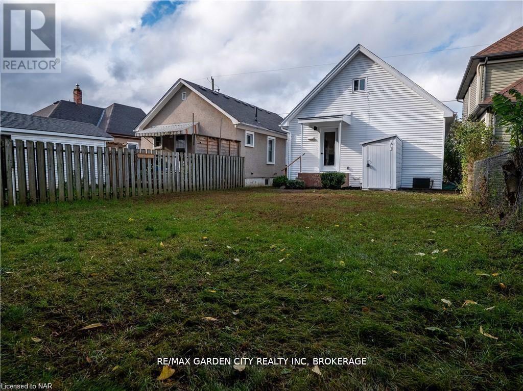 98 Pleasant Avenue, St. Catharines, Ontario  L2R 1Y1 - Photo 25 - X12598846
