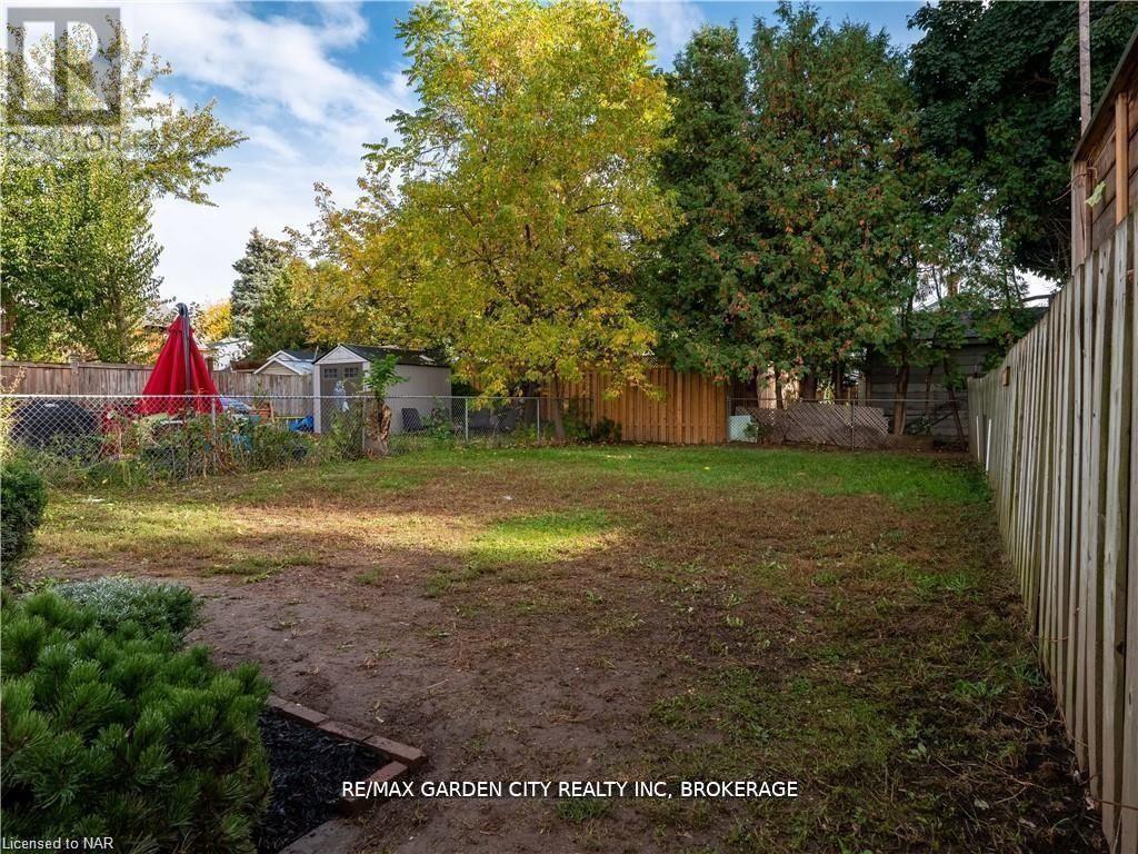 98 Pleasant Avenue, St. Catharines, Ontario  L2R 1Y1 - Photo 26 - X12598846