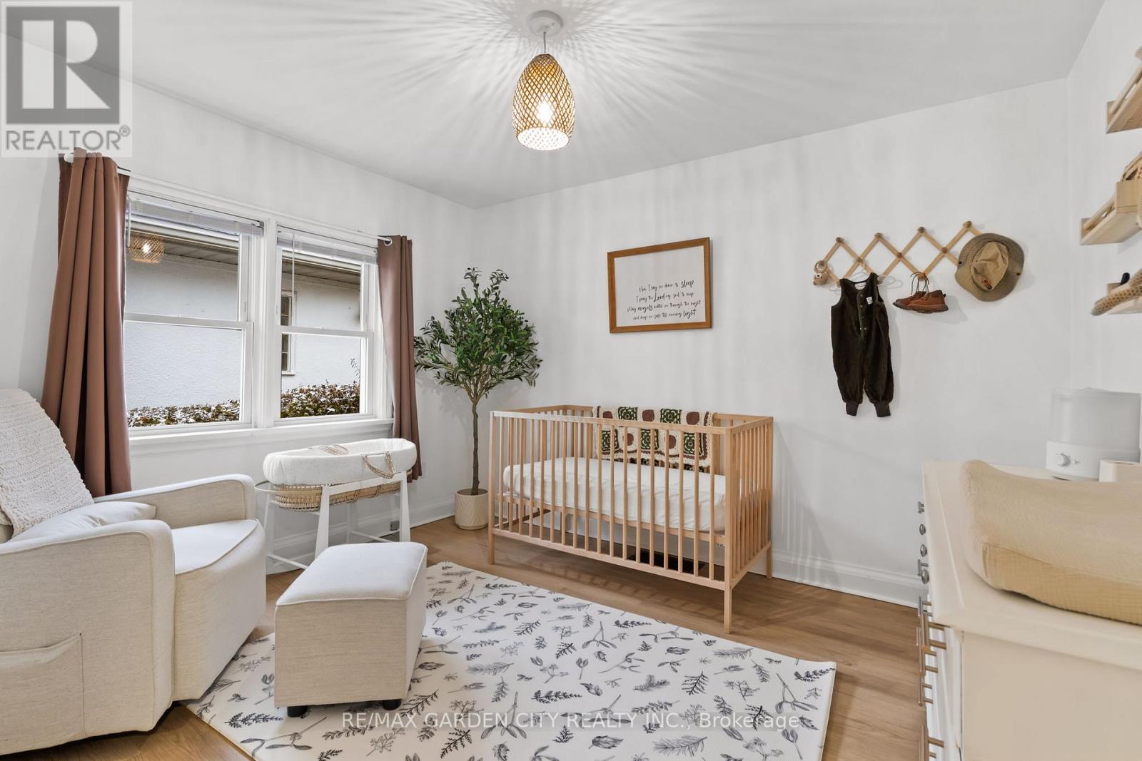 12 Nello Street, St. Catharines (Fairview), Ontario  L2N 1G6 - Photo 18 - X12598858