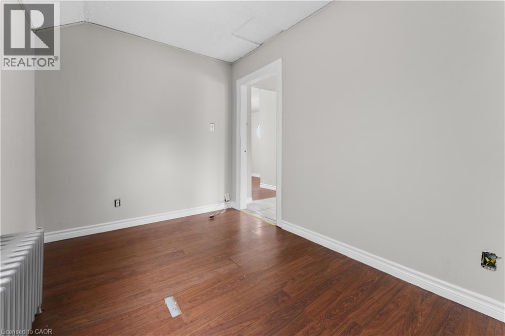 379 Strathearne Avenue, Hamilton, Ontario L8H 5L2 - Photo 13 - 40792192