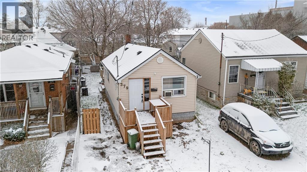 379 Strathearne Avenue, Hamilton, Ontario L8H 5L2 - Photo 3 - 40792192