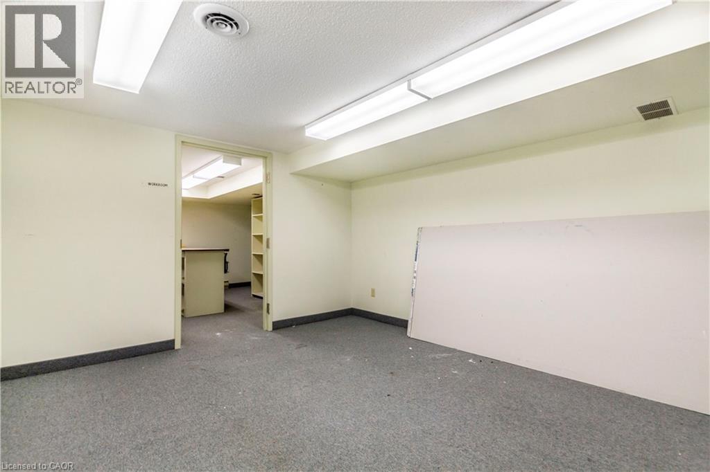 275 Lawrence Avenue Unit# Lower, Kitchener, Ontario N2M 1Y3 - Photo 18 - 40791937