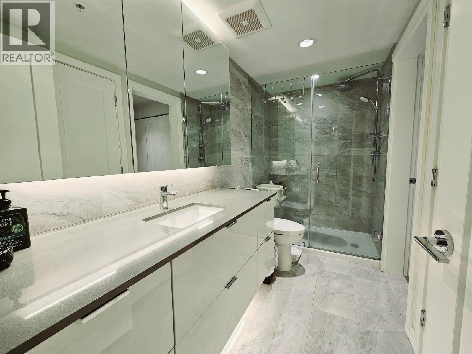 307 3699 Sexsmith Road, Richmond, British Columbia  V6X 0W4 - Photo 12 - R3071889