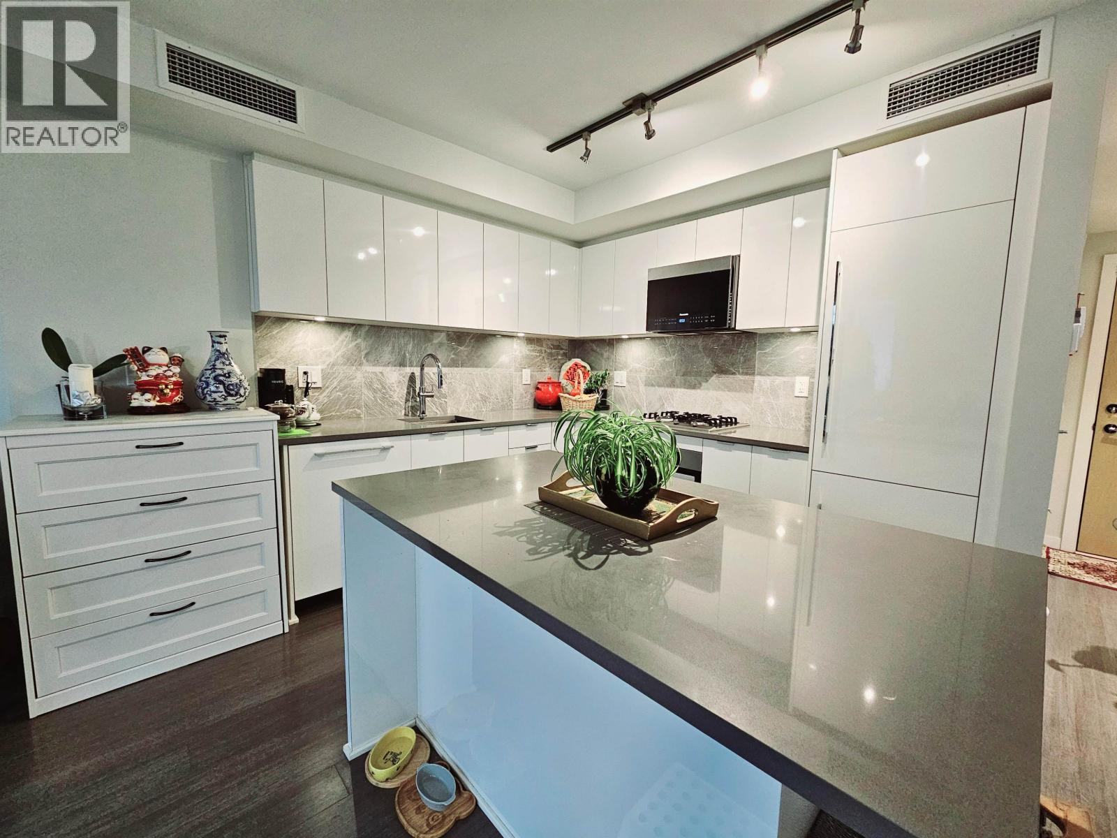 307 3699 Sexsmith Road, Richmond, British Columbia  V6X 0W4 - Photo 13 - R3071889