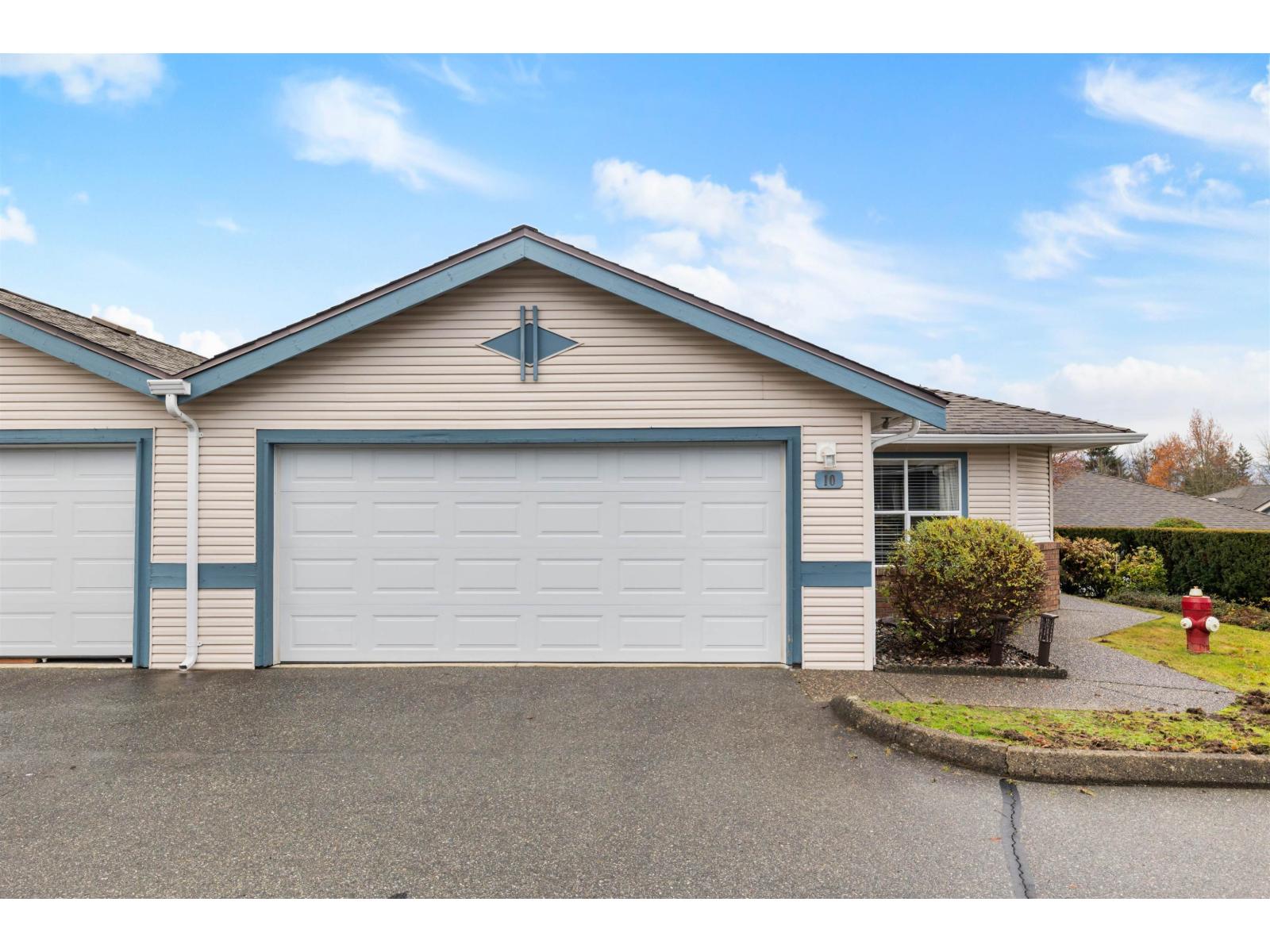 10 8889 212 Street, Langley, British Columbia  V1M 2E8 - Photo 1 - R3071774