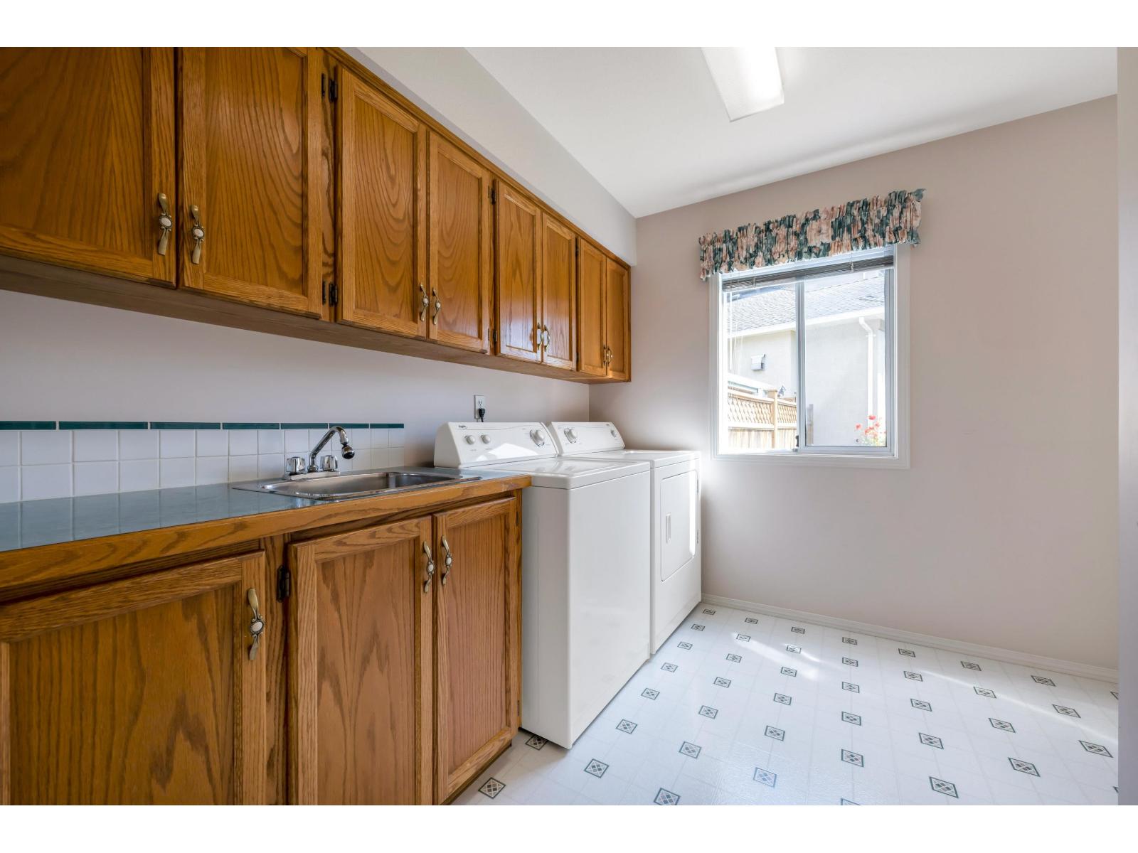 8165 154 Street, Surrey, British Columbia  V3S 7X8 - Photo 17 - R3063308