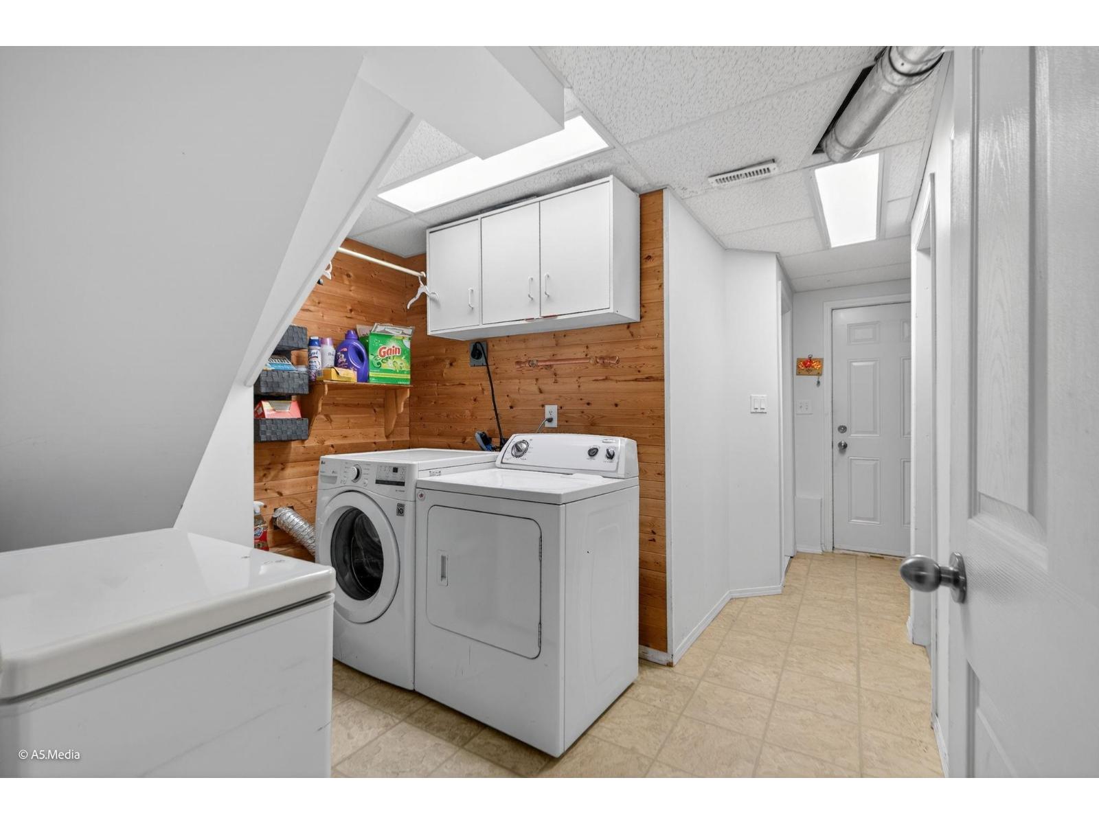 12235 80a Avenue, Surrey, British Columbia  V3W 7R8 - Photo 14 - R3071231