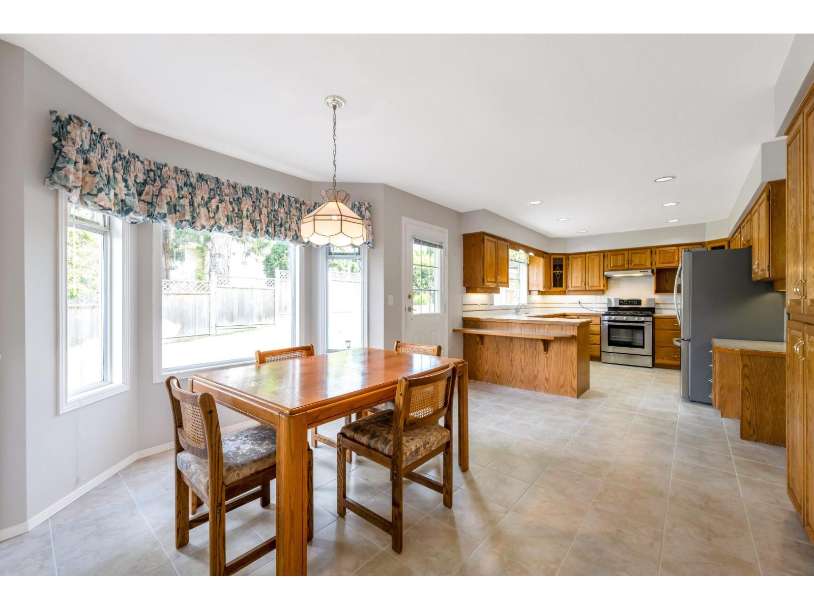 8165 154 Street, Surrey, British Columbia  V3S 7X8 - Photo 9 - R3063308