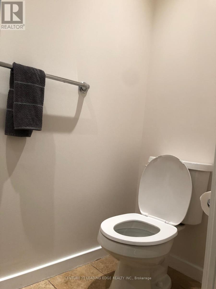 1204 - 218 Queens Quay W, Toronto, Ontario  M5J 2Y6 - Photo 16 - C12597682