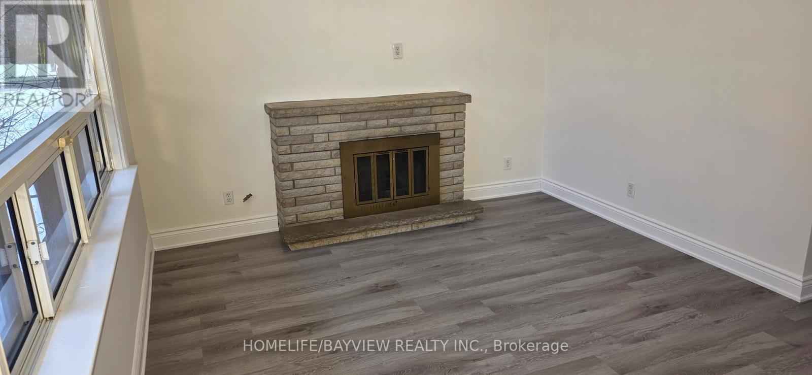 55 Cartier Crescent, Richmond Hill (Crosby), Ontario  L4C 2N3 - Photo 11 - N12541886