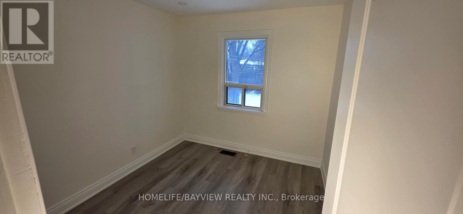 55 Cartier Crescent, Richmond Hill (Crosby), Ontario  L4C 2N3 - Photo 14 - N12541886