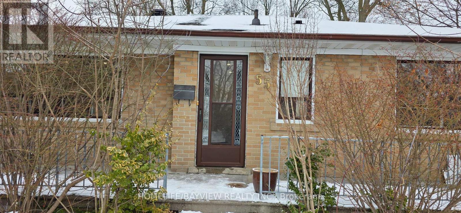 55 Cartier Crescent, Richmond Hill (Crosby), Ontario  L4C 2N3 - Photo 23 - N12541886