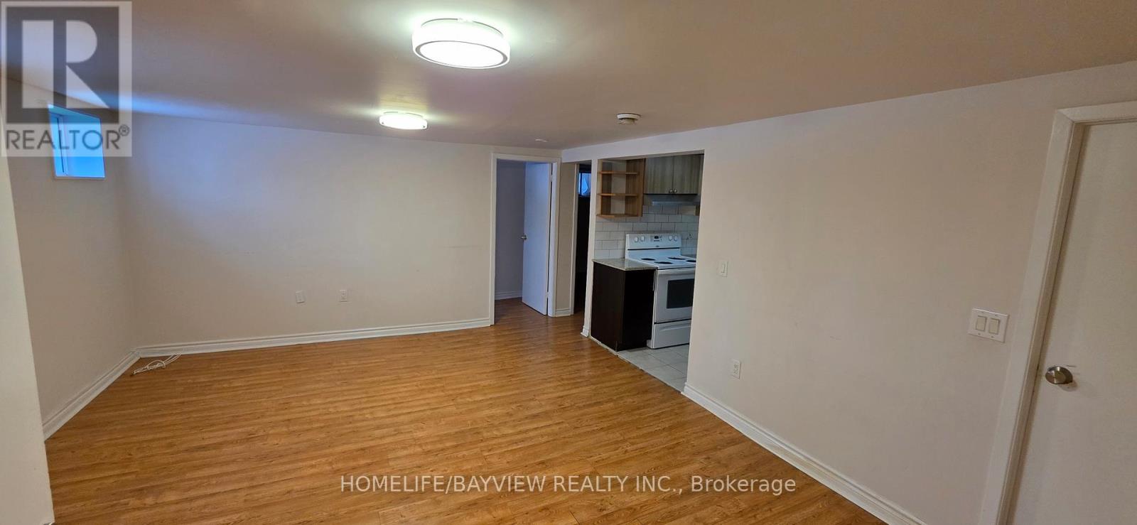 55 Cartier Crescent, Richmond Hill (Crosby), Ontario  L4C 2N3 - Photo 21 - N12541886