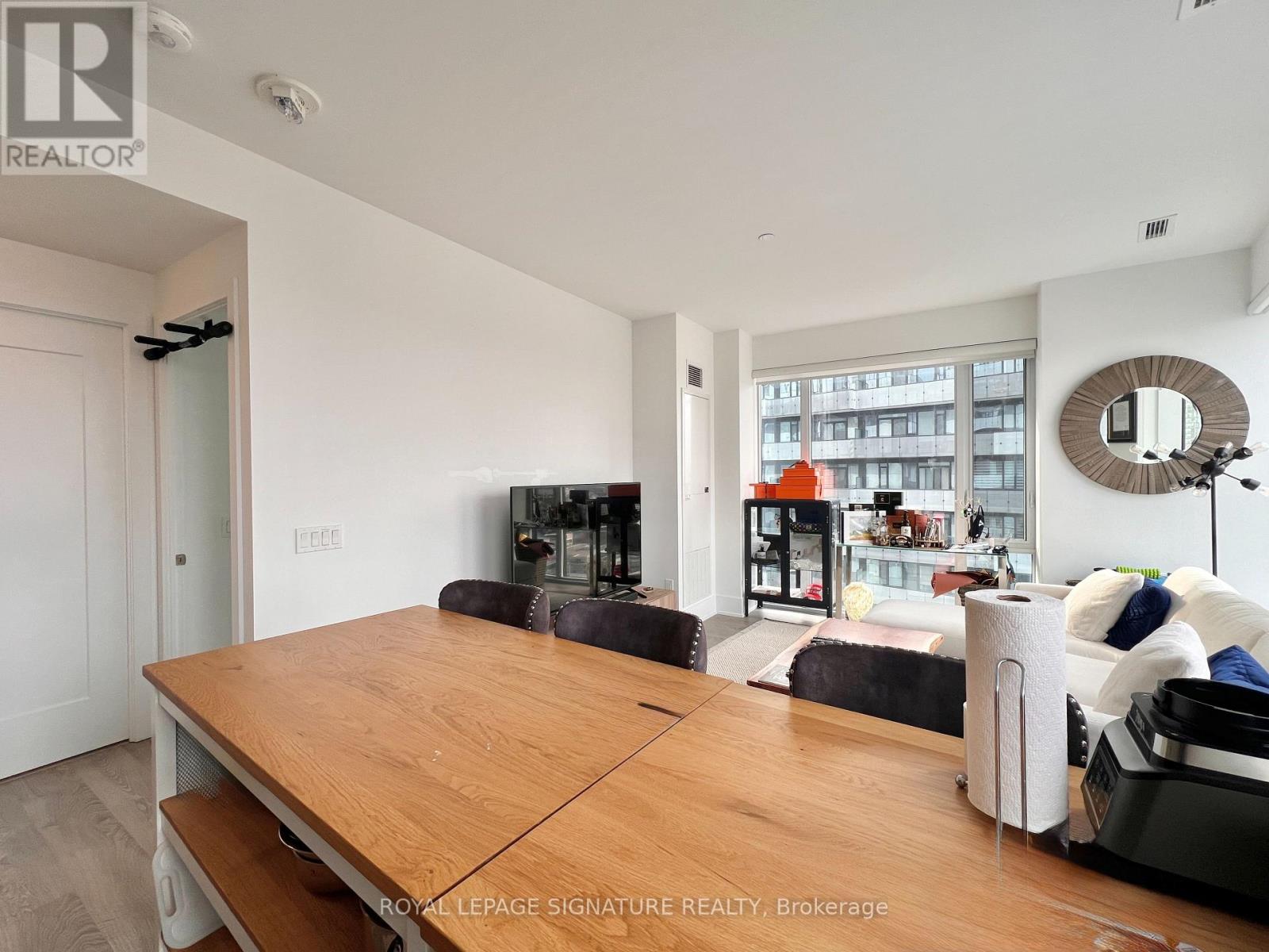 1905 - 470 Front Street W, Toronto, Ontario  M5V 0V6 - Photo 3 - C12598888