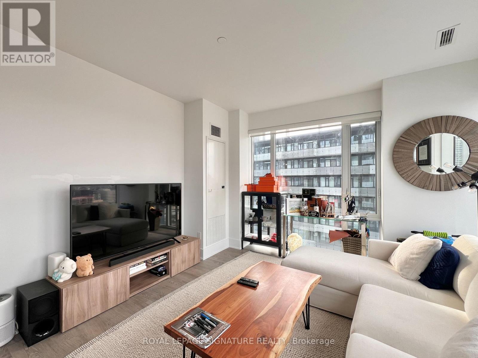 1905 - 470 Front Street W, Toronto, Ontario  M5V 0V6 - Photo 6 - C12598888