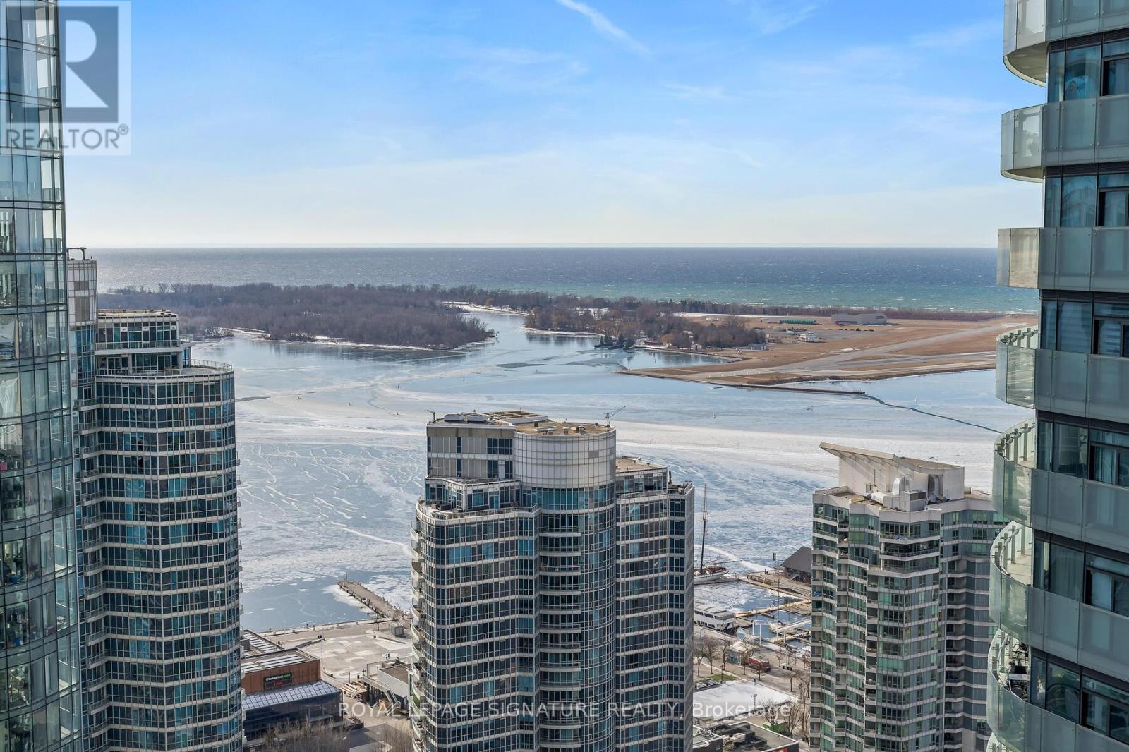 3705 - 14 York Street, Toronto, Ontario  M5J 0B1 - Photo 12 - C12598914