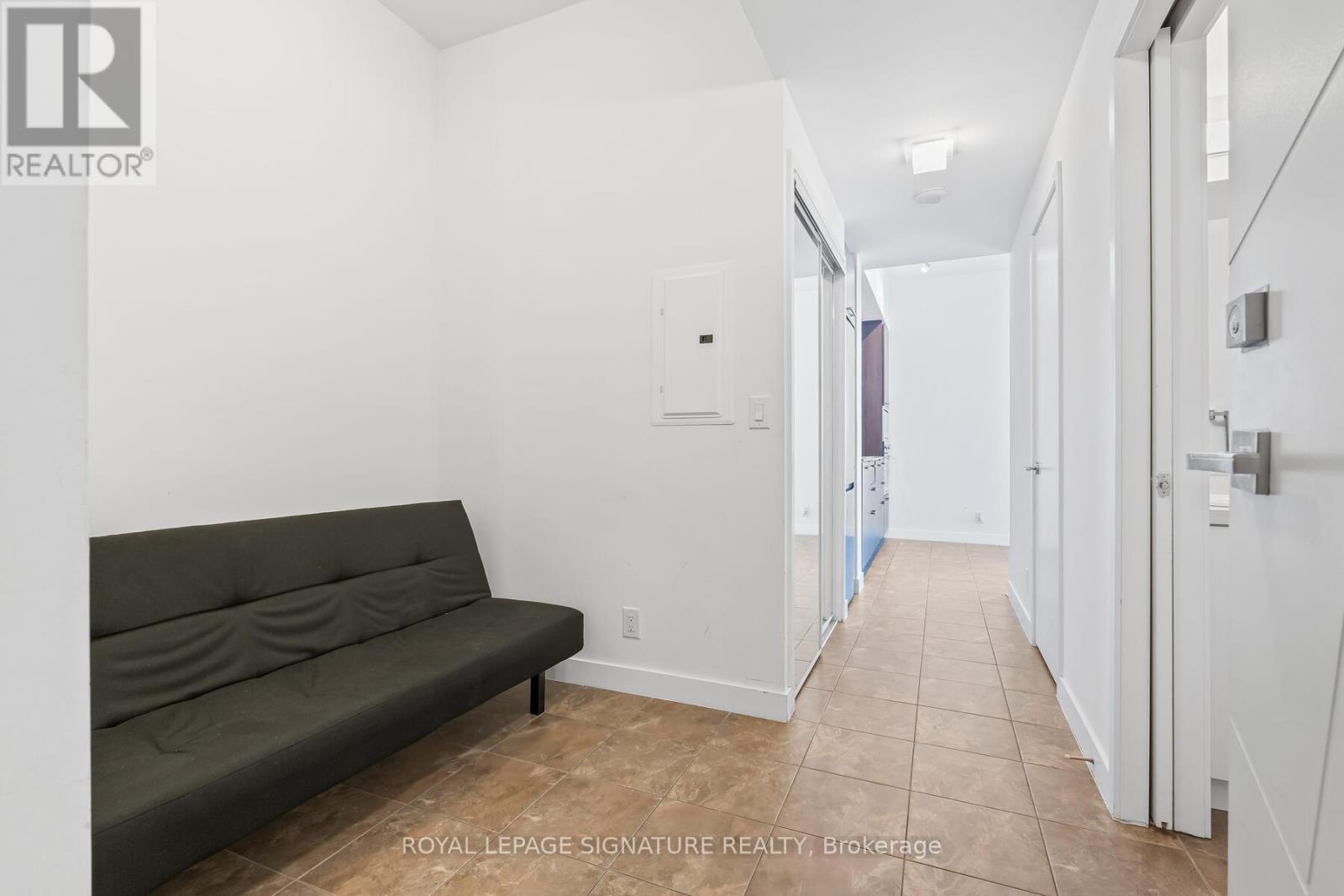 3705 - 14 York Street, Toronto, Ontario  M5J 0B1 - Photo 4 - C12598914