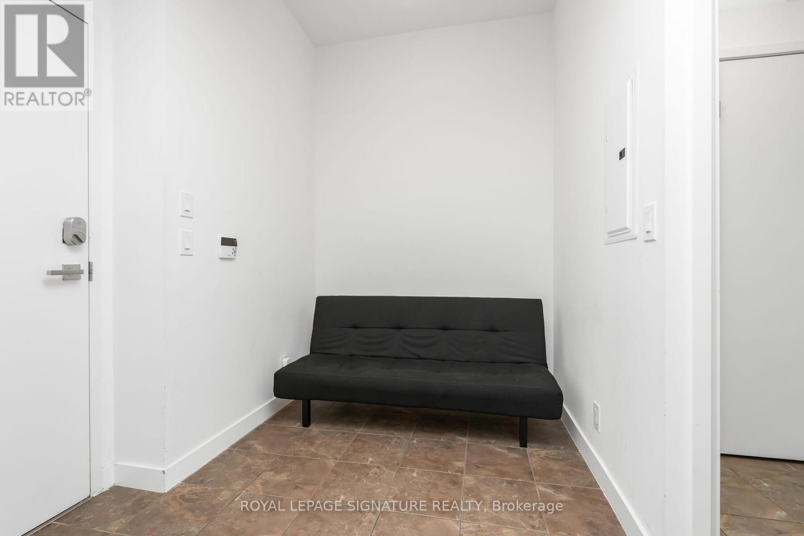 3705 - 14 York Street, Toronto, Ontario  M5J 0B1 - Photo 5 - C12598914