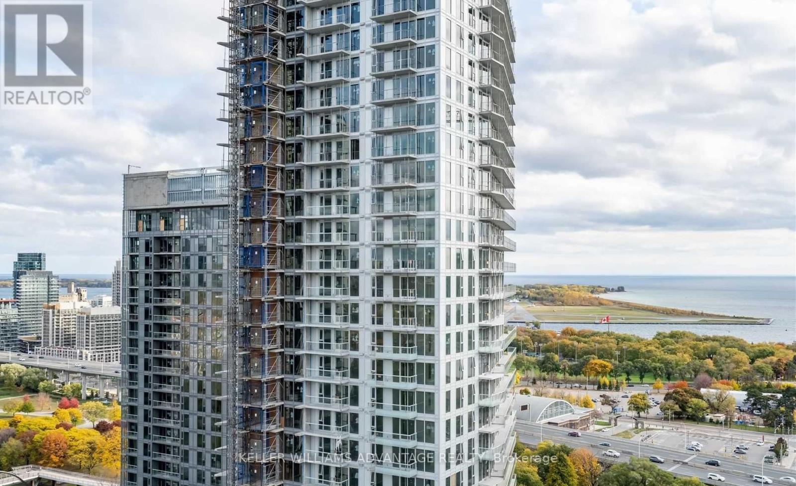 2721 - 19 Western Battery Road, Toronto, Ontario  M6K 0E3 - Photo 18 - C12598920