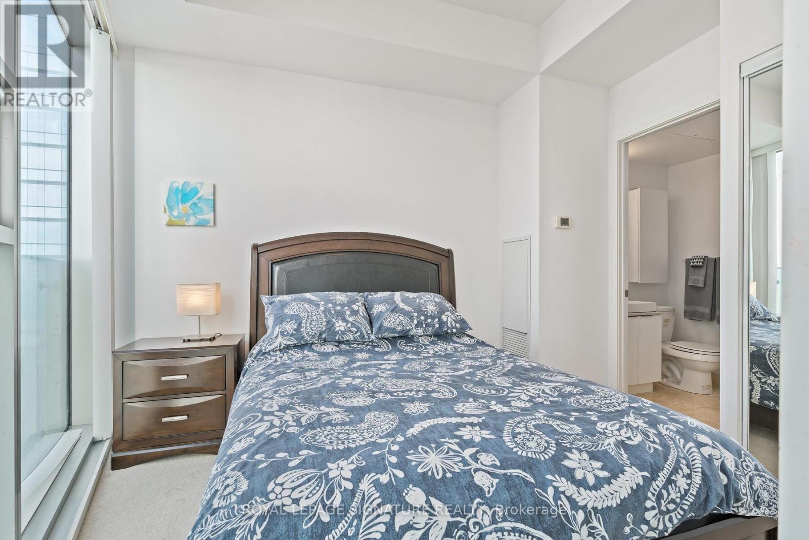 3705 - 14 York Street, Toronto, Ontario  M5J 0B1 - Photo 8 - C12598946