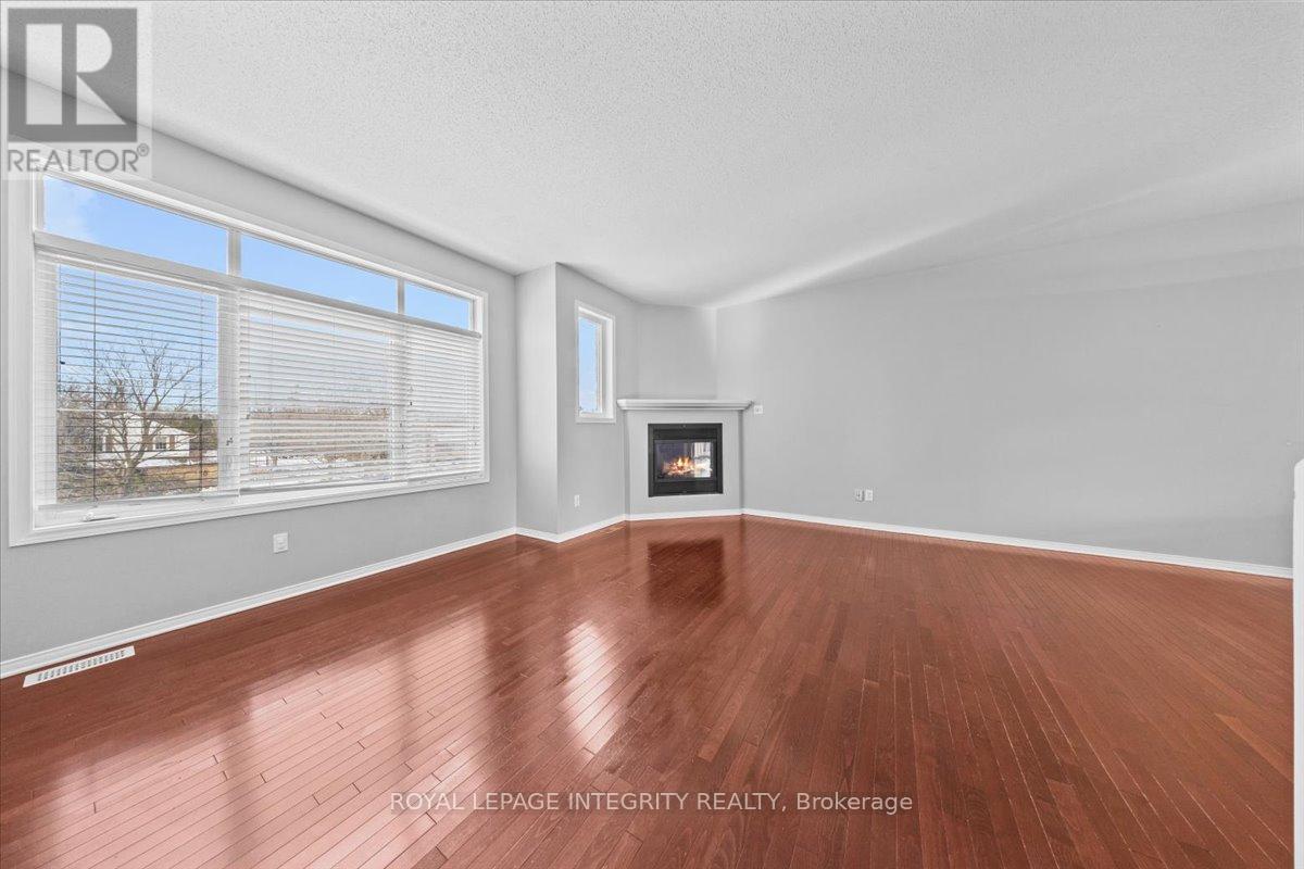 180 Clearview Avenue, Ottawa, Ontario  K1Z 1B8 - Photo 14 - X12469460