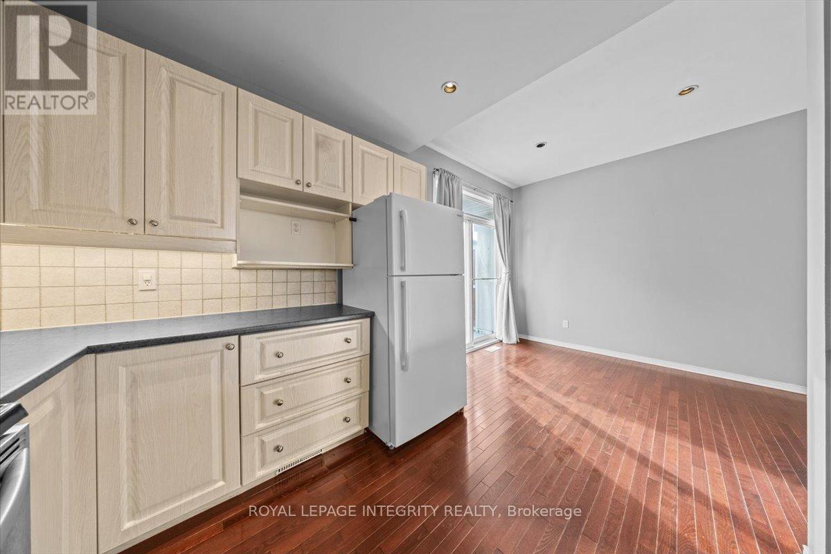 180 Clearview Avenue, Ottawa, Ontario  K1Z 1B8 - Photo 19 - X12469460