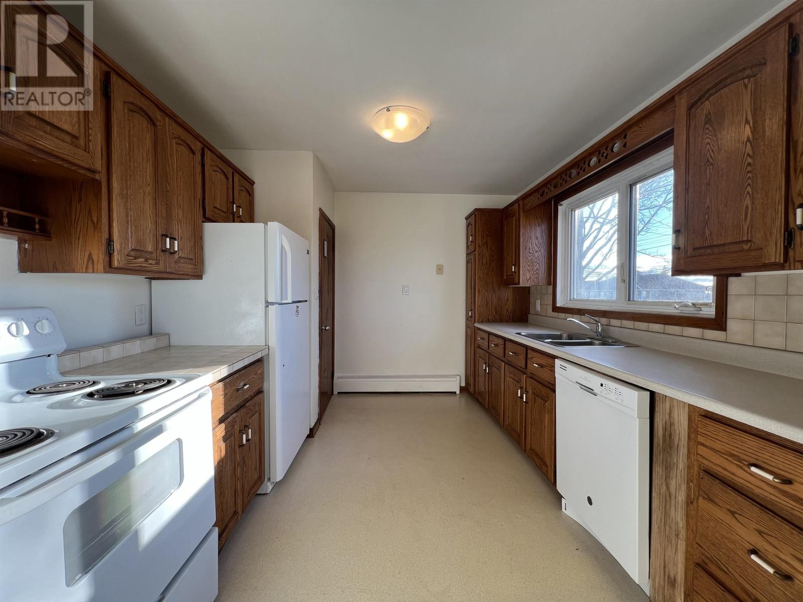 222 Mount Edward Road, Charlottetown, Prince Edward Island  C1A 5T5 - Photo 15 - 202529011