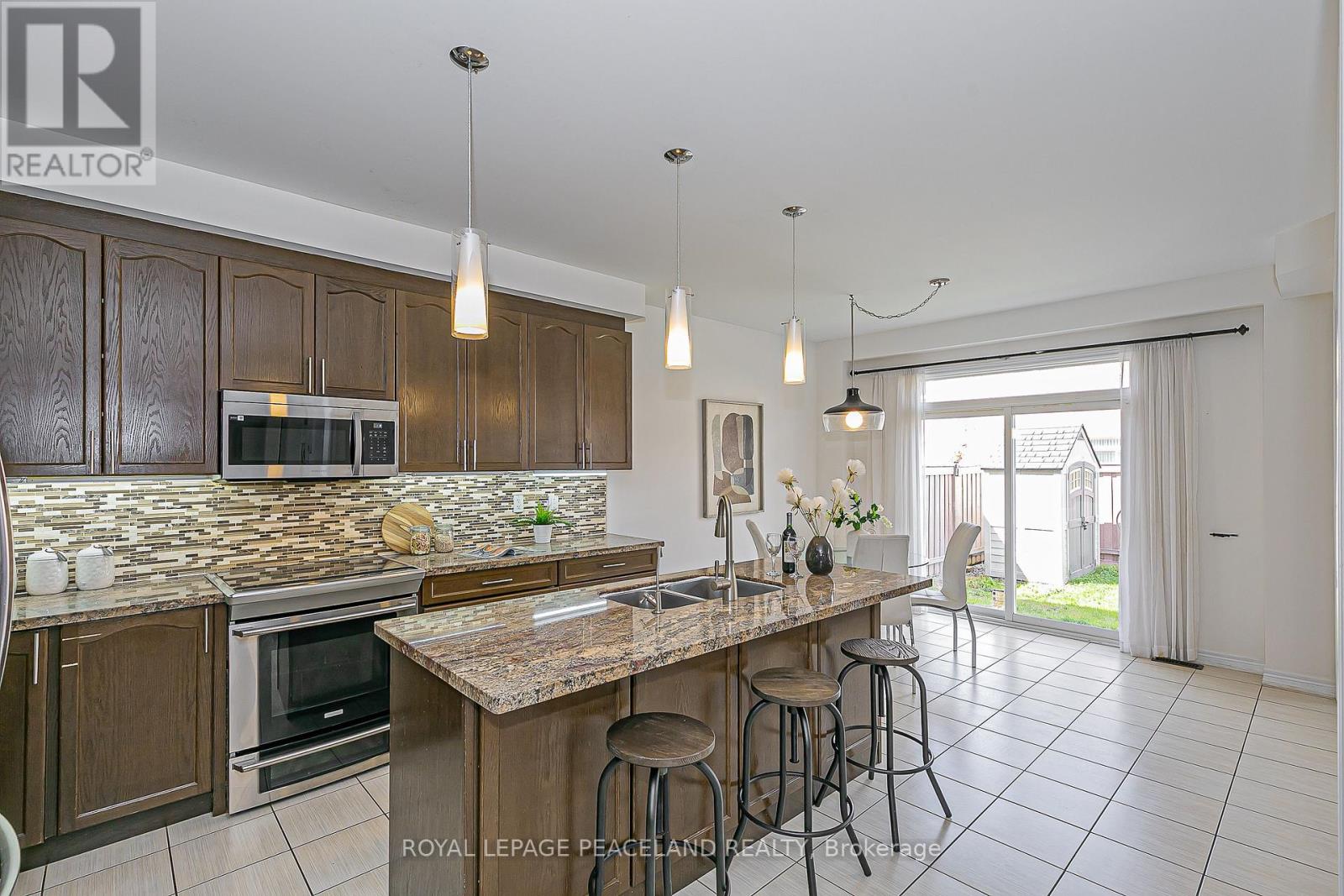 10 Pavlova Crescent, Richmond Hill, Ontario  L4E 0V9 - Photo 14 - N12598860