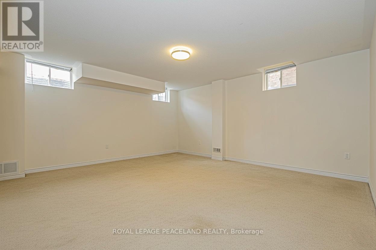 10 Pavlova Crescent, Richmond Hill, Ontario  L4E 0V9 - Photo 43 - N12598860