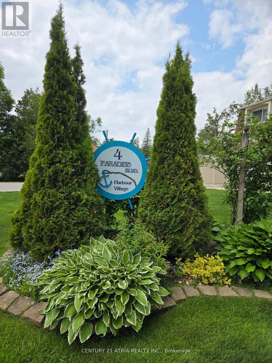 24 - 4 PARADISE BOULEVARD, Ramara, Ontario