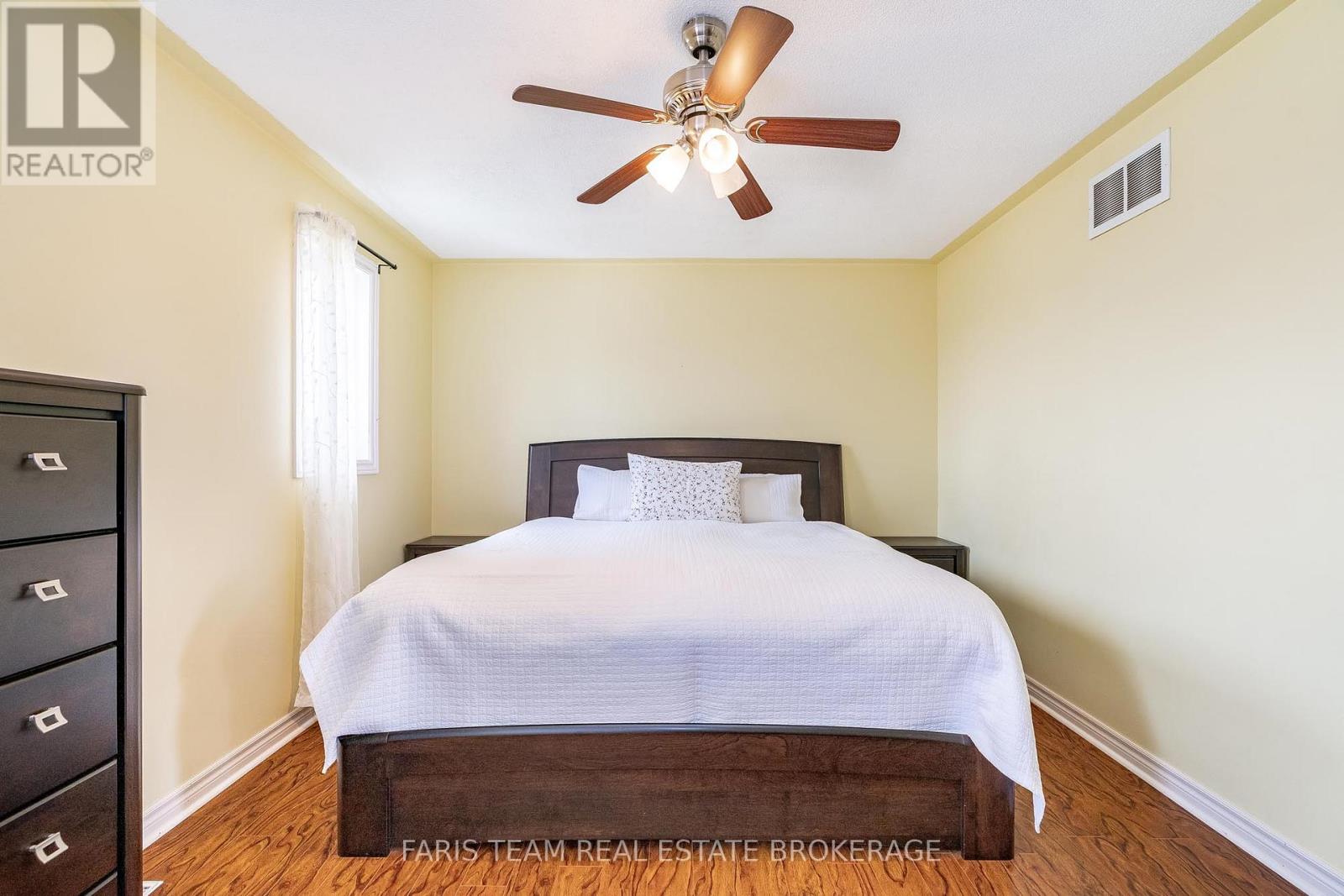 17 Nicole Marie Avenue, Barrie (East Bayfield), Ontario  L4M 6Z1 - Photo 17 - S12598928