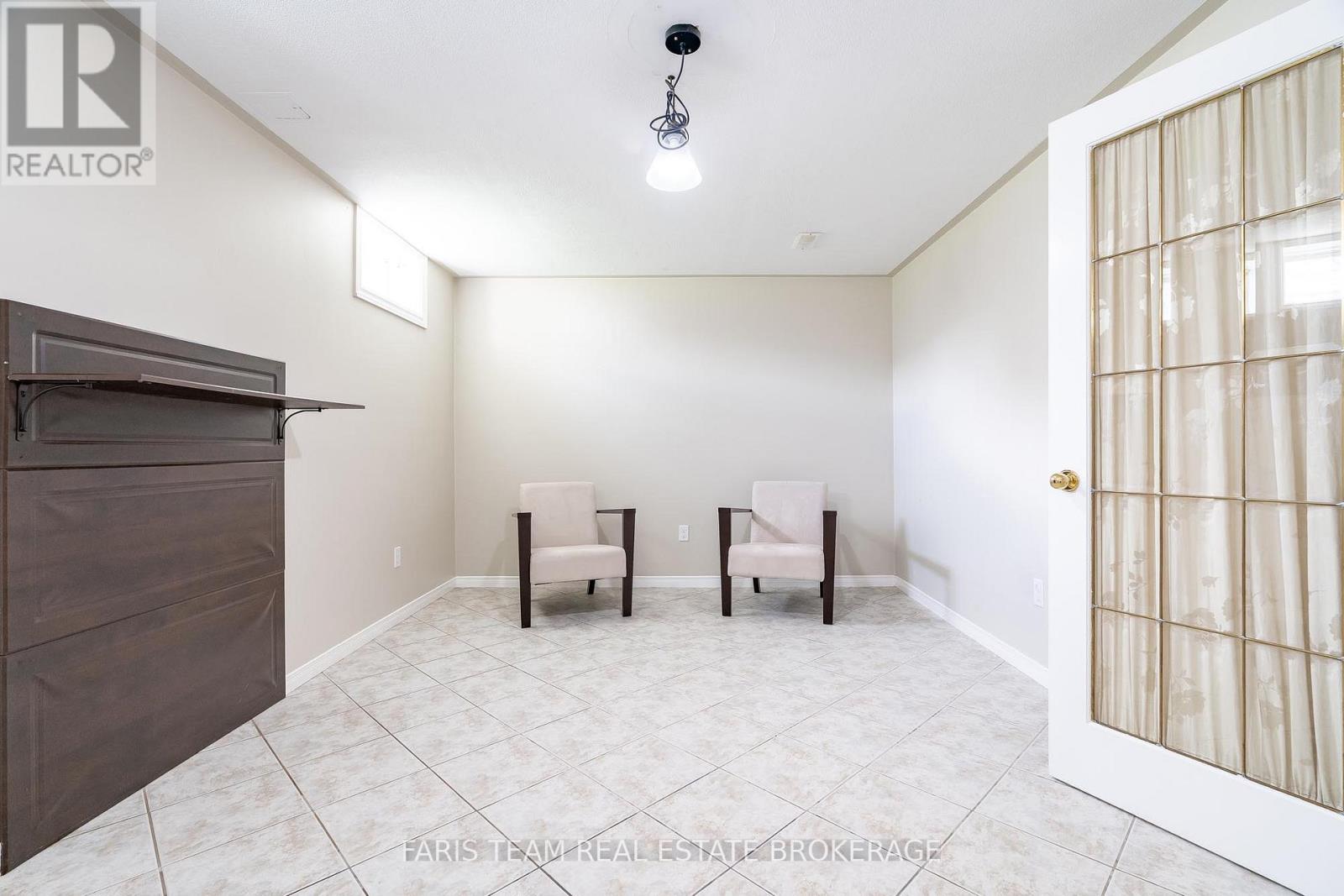 17 Nicole Marie Avenue, Barrie (East Bayfield), Ontario  L4M 6Z1 - Photo 26 - S12598928