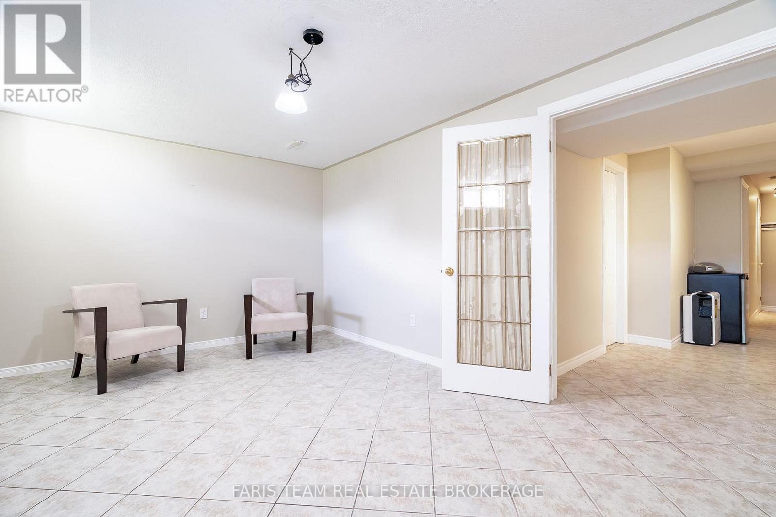 17 Nicole Marie Avenue, Barrie (East Bayfield), Ontario  L4M 6Z1 - Photo 27 - S12598928