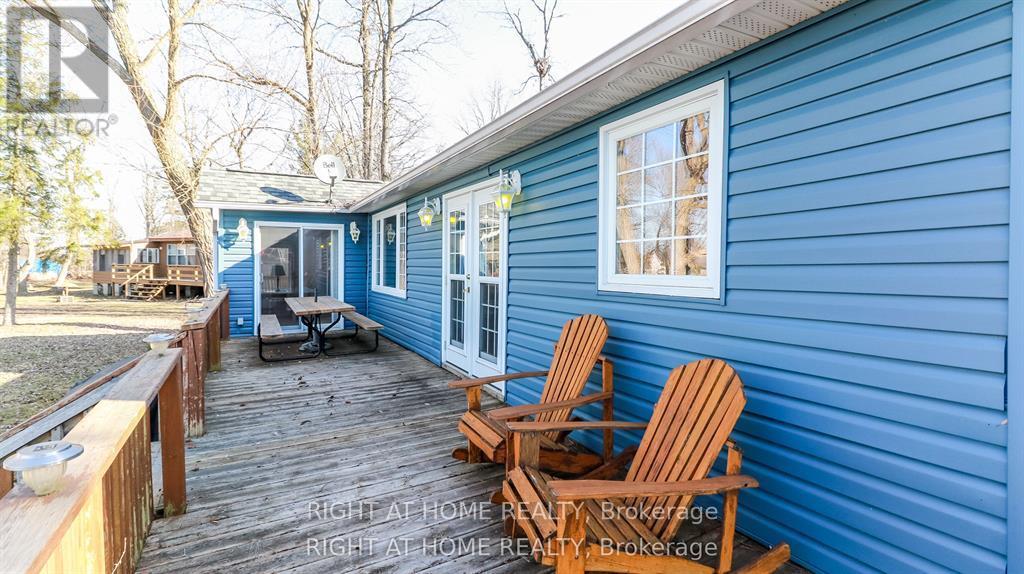 20 Long Point Road, Tay, Ontario  L0K 2C0 - Photo 11 - S12598930