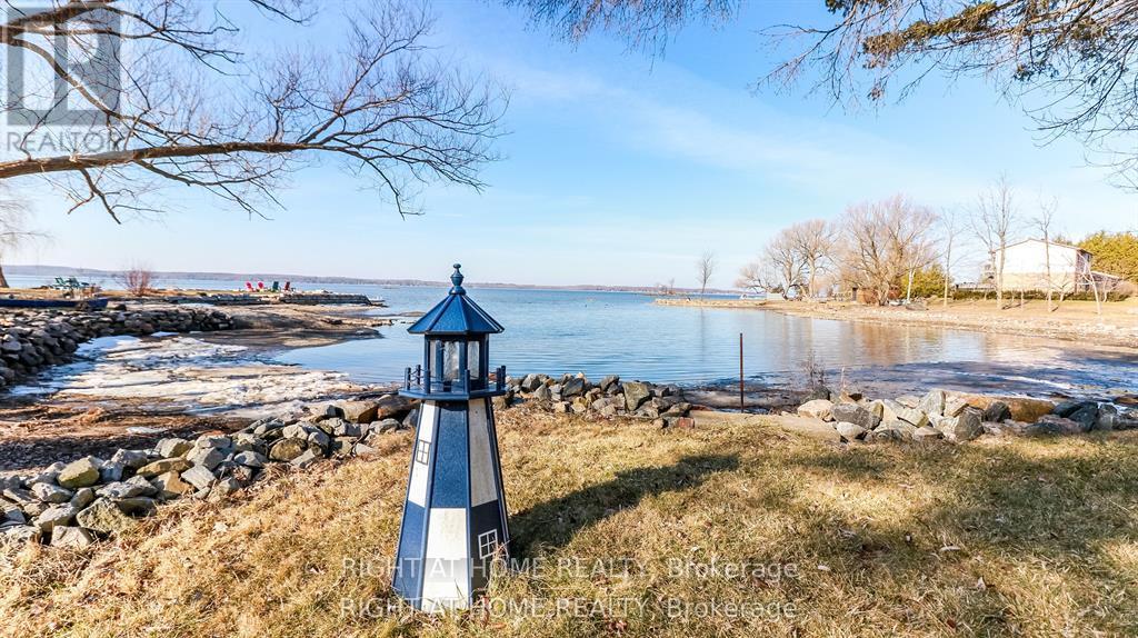 20 Long Point Road, Tay, Ontario  L0K 2C0 - Photo 7 - S12598930