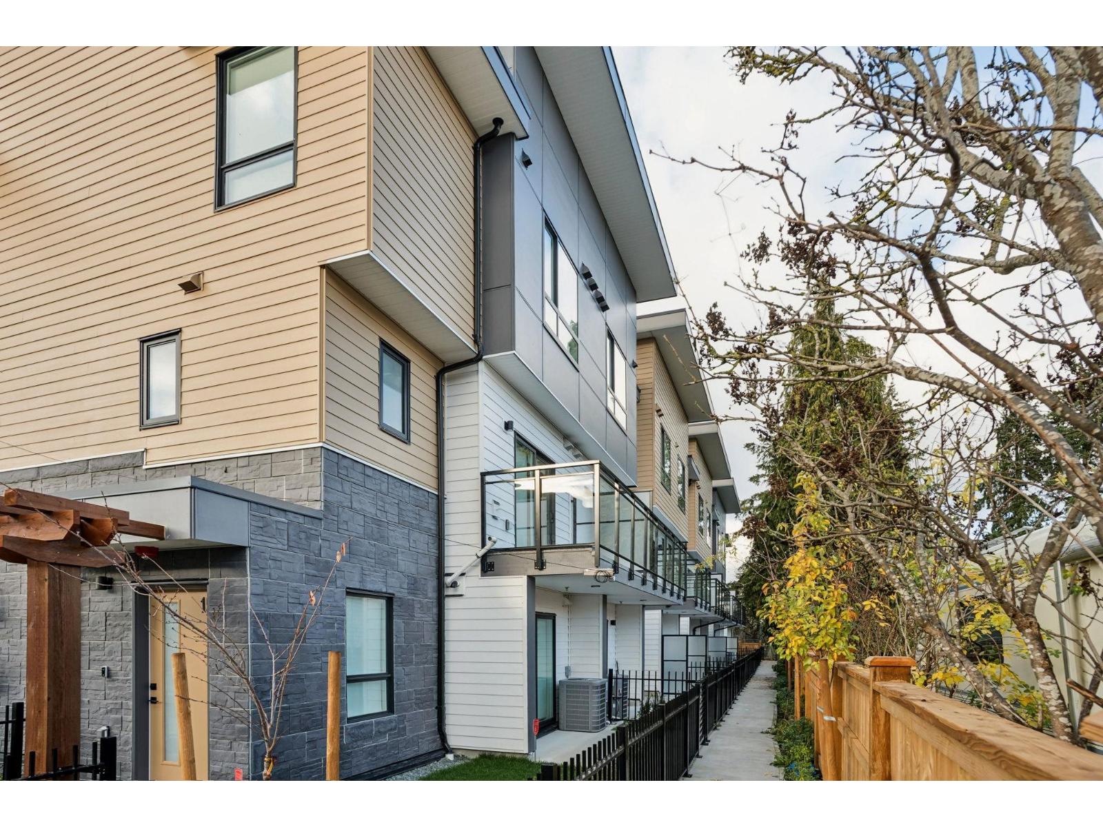 12 19667 55a Avenue, Langley, British Columbia  V3A 3X1 - Photo 29 - R3071946