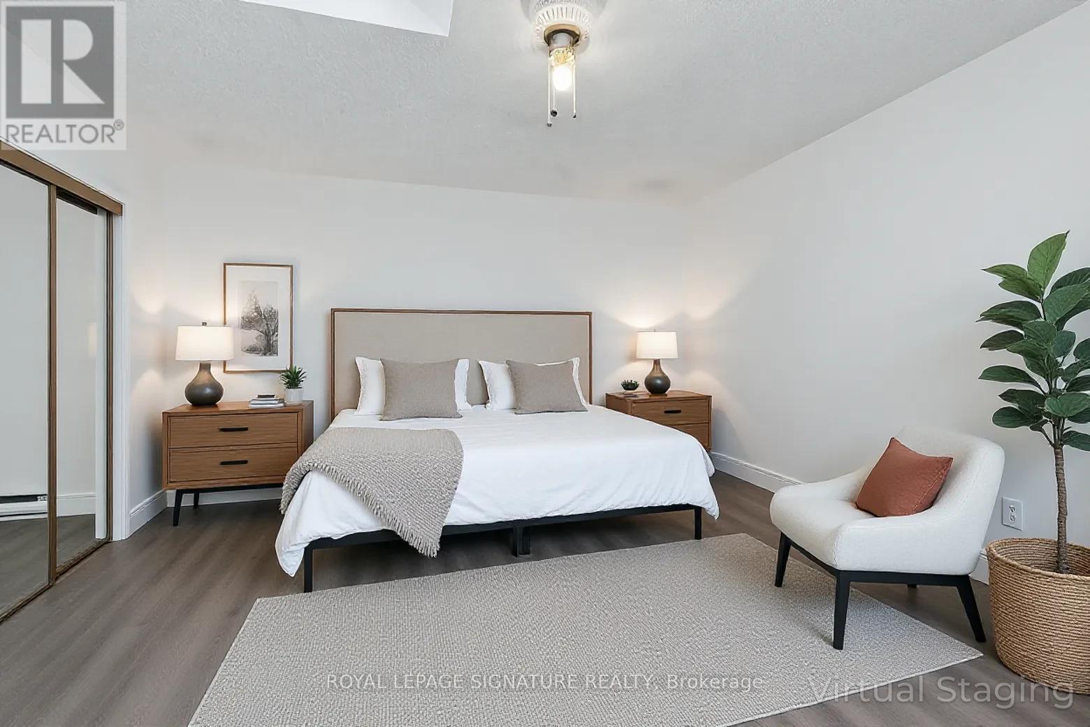 3 - 215 Danforth Avenue, Toronto, Ontario  M4K 1N2 - Photo 15 - E12571556