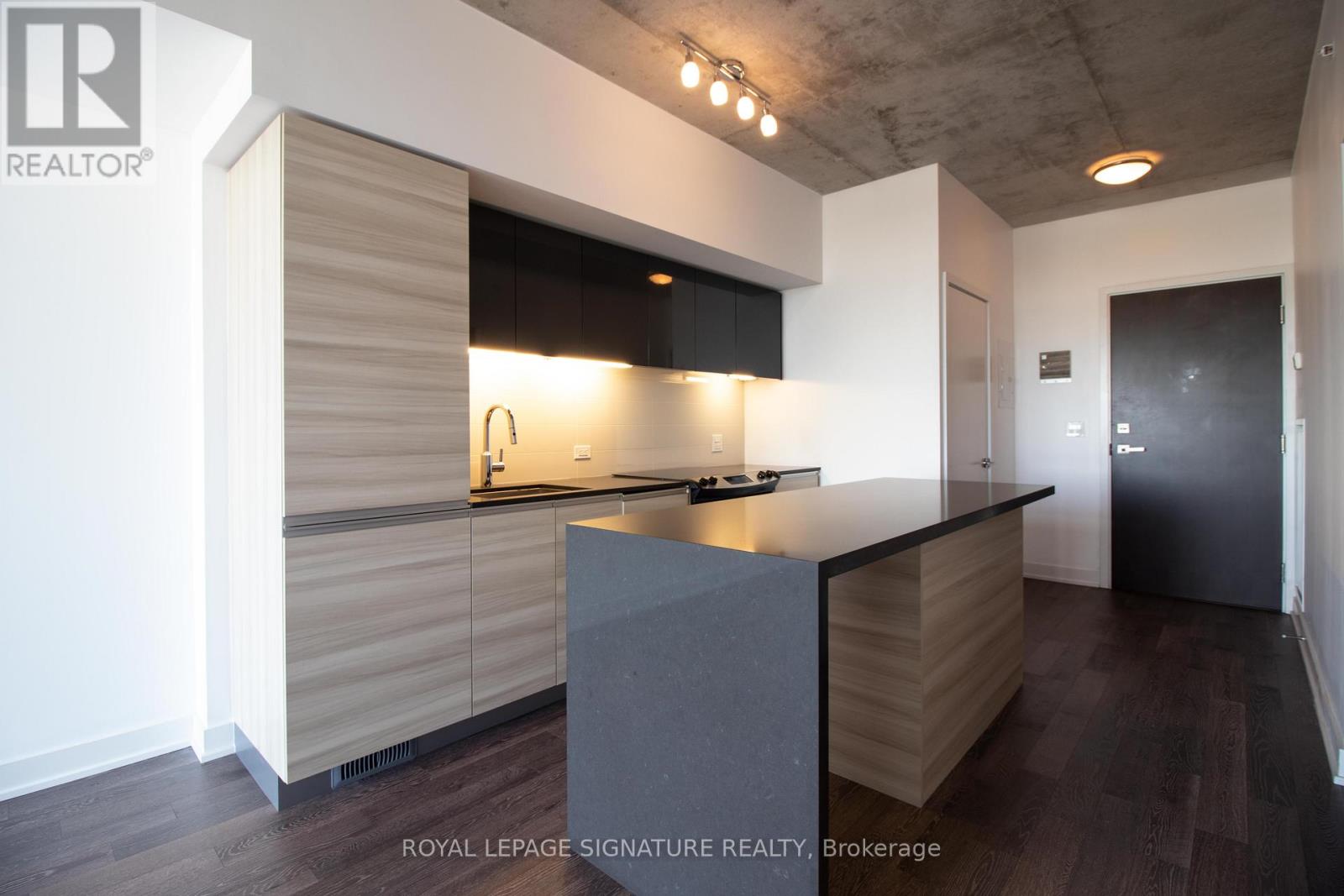 1004 - 1190 Dundas Street E, Toronto (South Riverdale), Ontario  M4M 0C5 - Photo 3 - E12598032