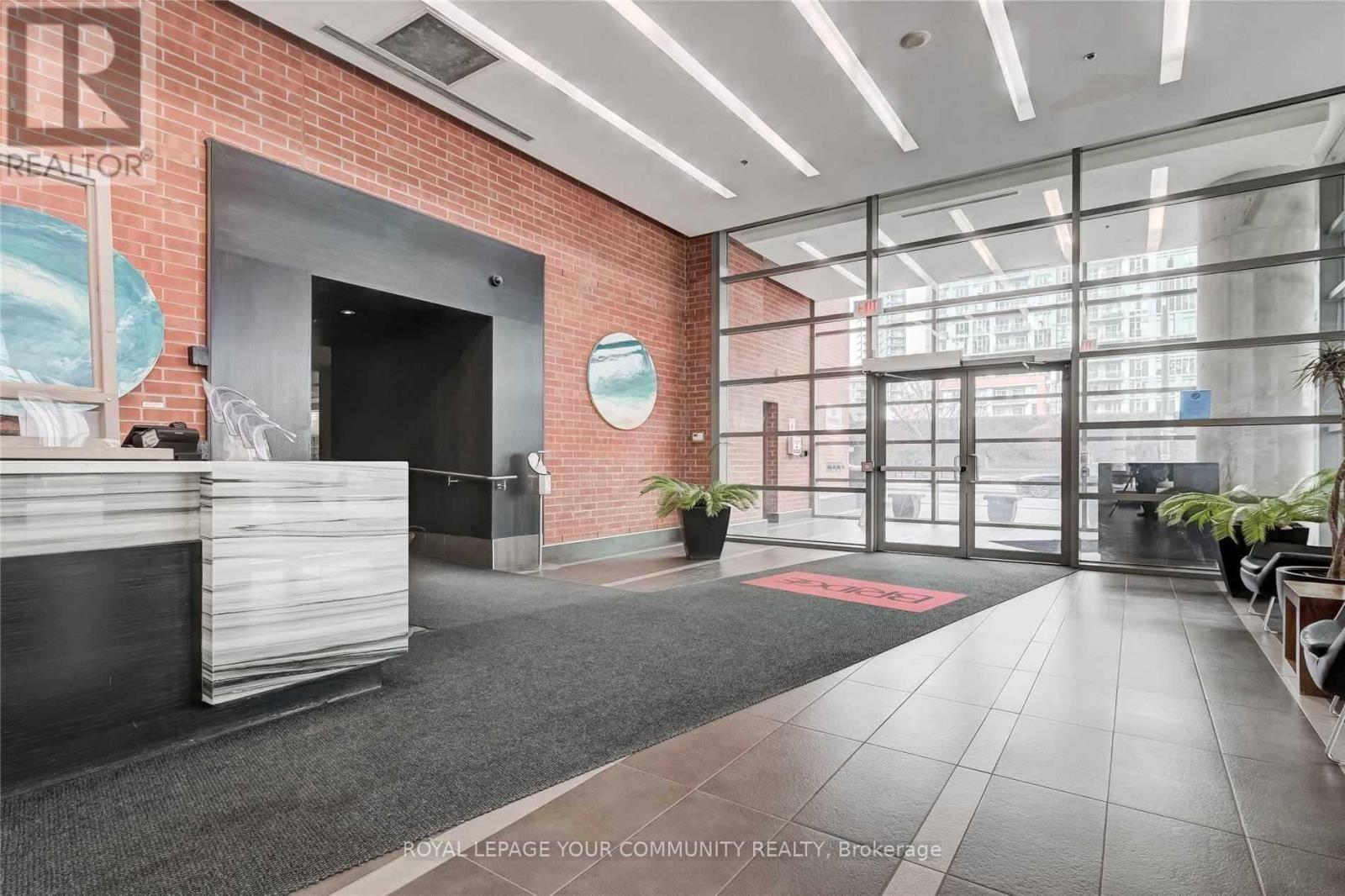 1628 - 38 Joe Shuster Way, Toronto, Ontario  M6K 0A5 - Photo 3 - W12598854