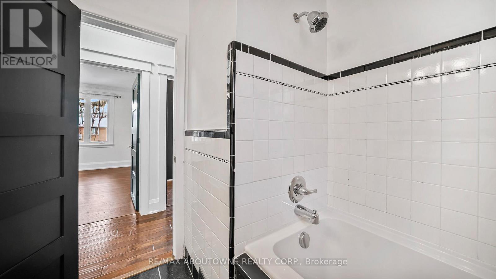 231 Woodale Avenue, Oakville, Ontario  L6K 2N3 - Photo 22 - W12598862