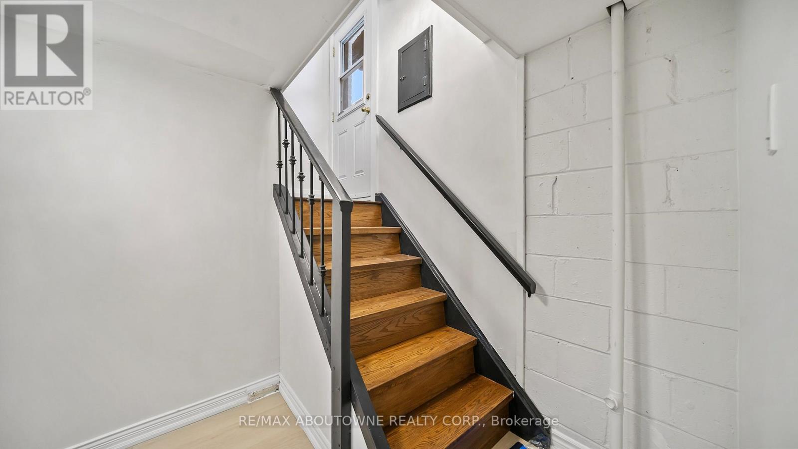 231 Woodale Avenue, Oakville, Ontario  L6K 2N3 - Photo 23 - W12598862