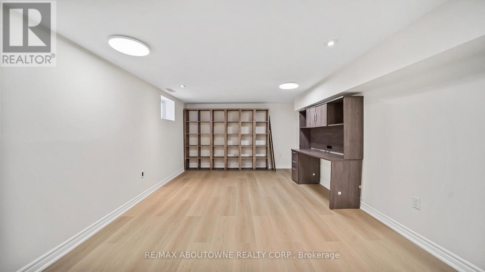 231 Woodale Avenue, Oakville, Ontario  L6K 2N3 - Photo 26 - W12598862