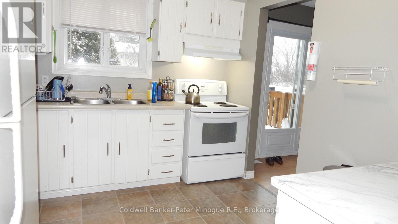 149 Sherryl Crescent, North Bay (College Heights), Ontario  P1B 8R8 - Photo 3 - X12599058