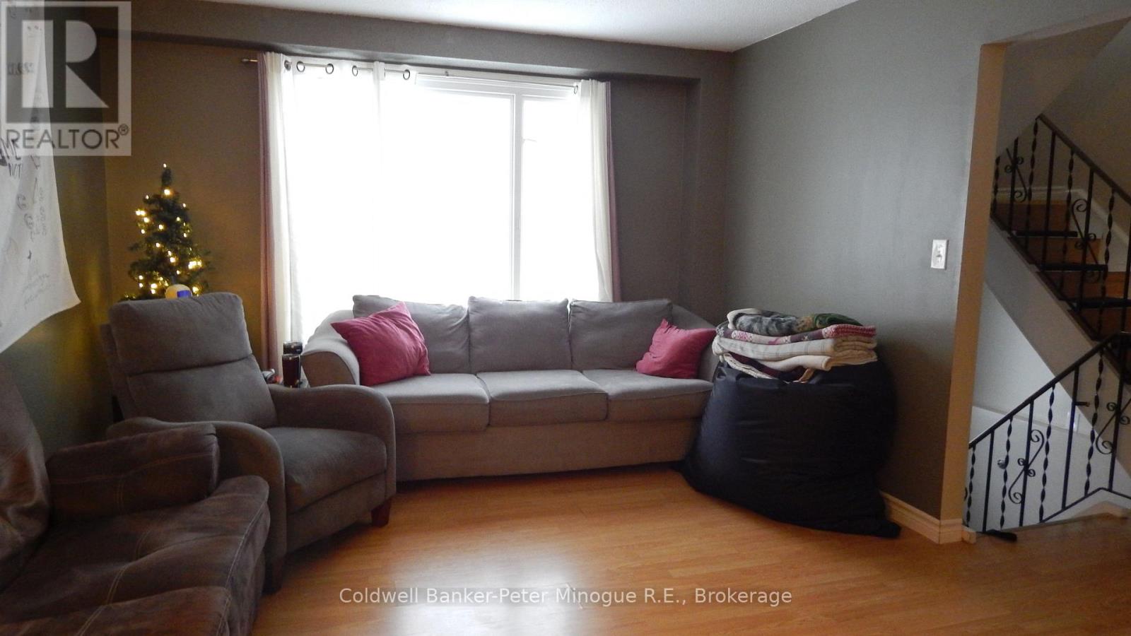 149 Sherryl Crescent, North Bay (College Heights), Ontario  P1B 8R8 - Photo 8 - X12599058