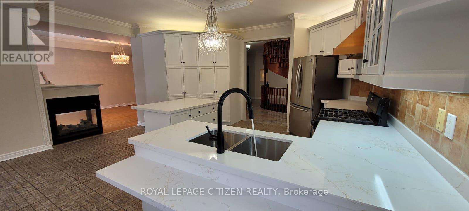 180 KIMBER CRESCENT, Vaughan, Ontario